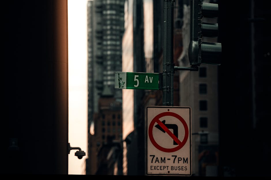 6 : img_4 - 5th Avenue street sign representing market location